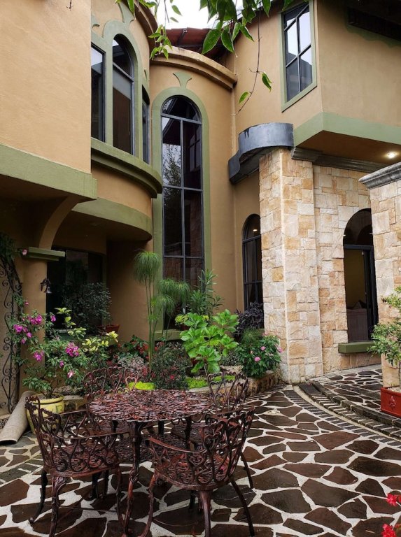 casas del toro monteverde