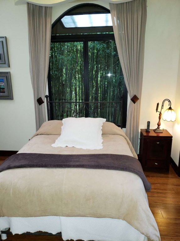 casas del toro monteverde