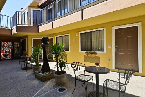 americas best value inn suites sfo airport n