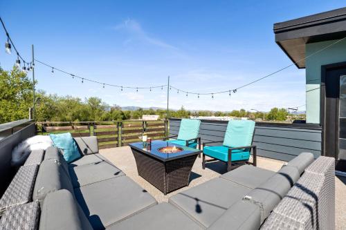 swanky townhome near old town breweries and river