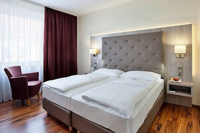reinisch just rooms