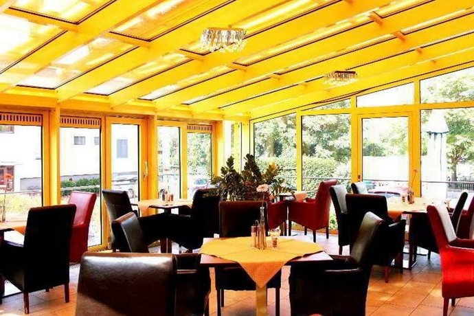 reinisch just rooms