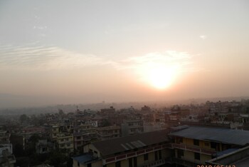 tanani newa home