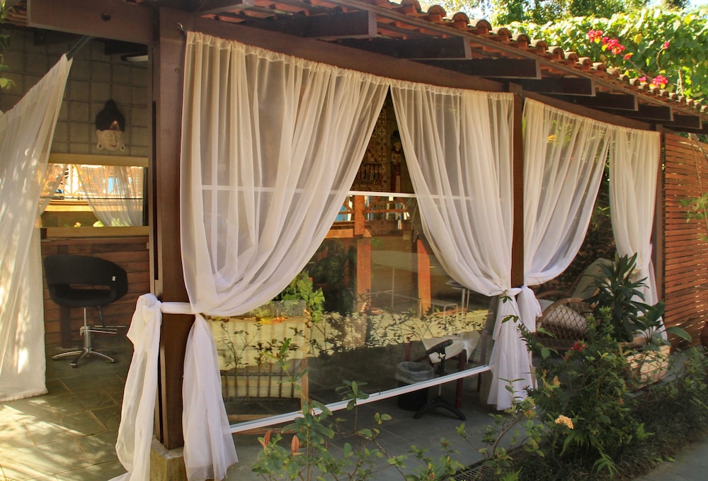 hotel canto do rio maresias