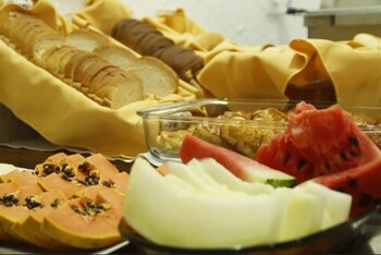 hotel canto do rio maresias