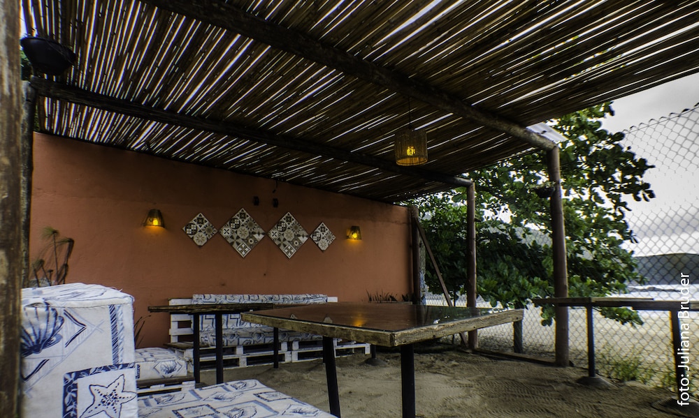 hotel canto do rio maresias