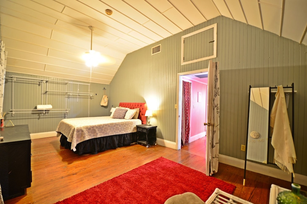 historic apt in heart of christiansted