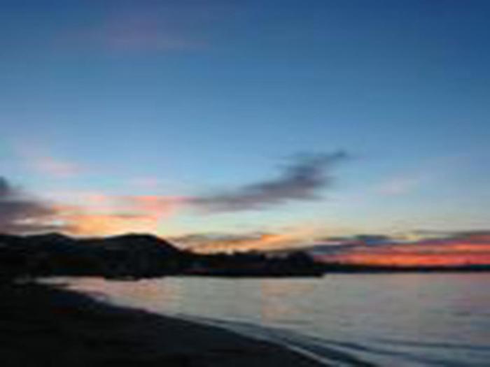 the waterfront hotel at fishermans village