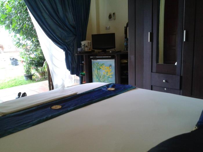 the waterfront hotel at fishermans village