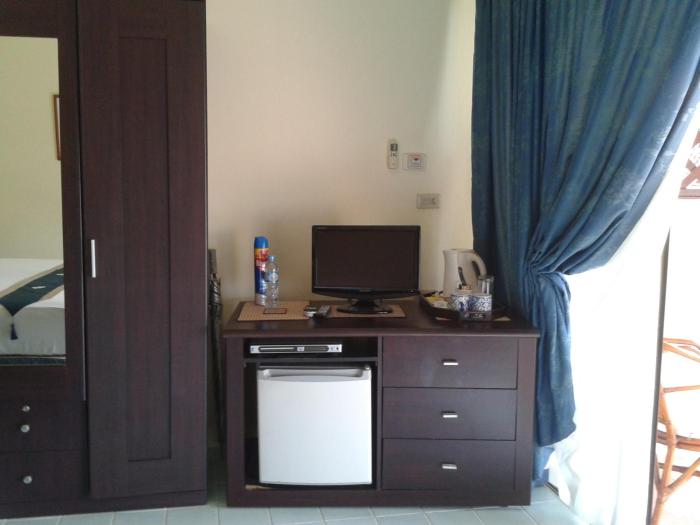 the waterfront hotel at fishermans village