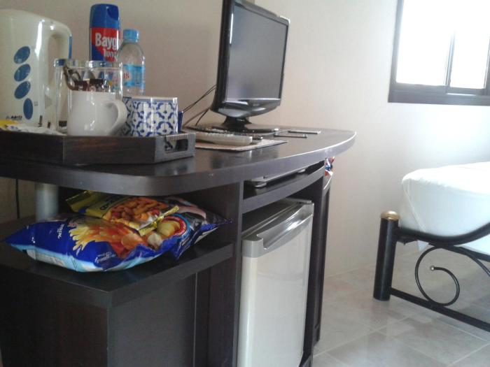 the waterfront hotel at fishermans village