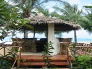 the waterfront hotel at fishermans village