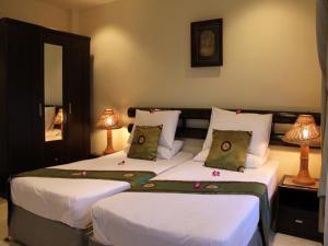 the waterfront hotel at fishermans village