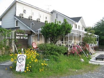 onsen hotel holiday afternoon