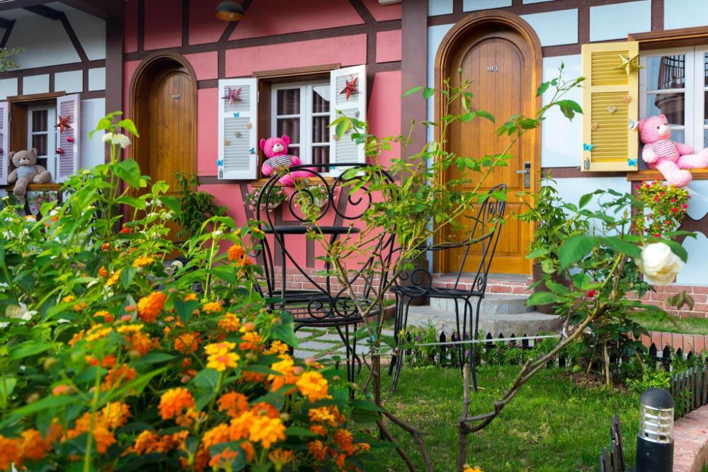 little colmar homestay and pottery studio