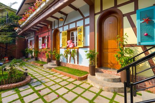 little colmar homestay and pottery studio