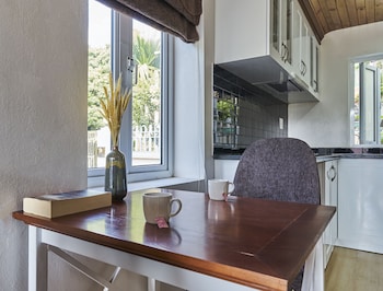 little colmar homestay and pottery studio