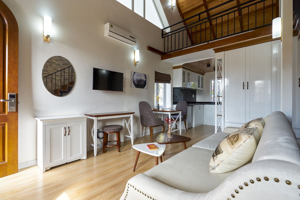 little colmar homestay and pottery studio