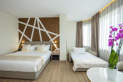 tirana
