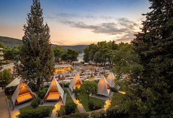 hvar placeshotel by valamar