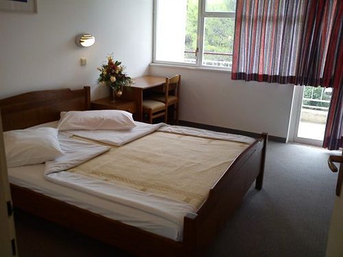 hvar placeshotel by valamar