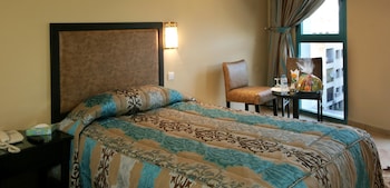 hotel tghat