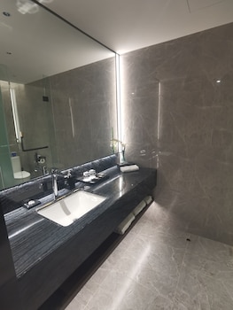 jin jiang tian cheng hotel