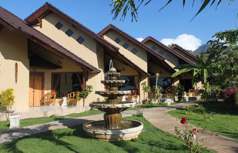 hotel uyah amed and spa resort