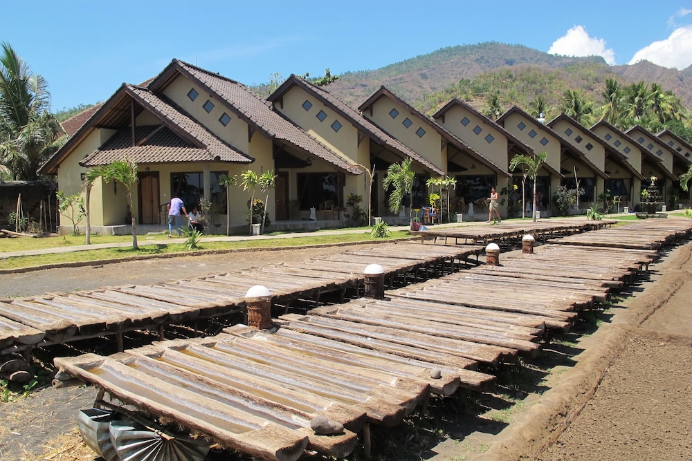 hotel uyah amed and spa resort