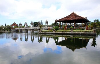 hotel uyah amed and spa resort