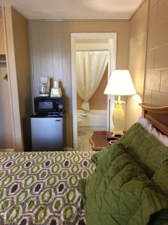 polynesian beach and golf resort