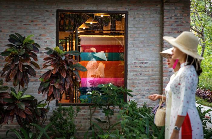 mulberry collection silk village