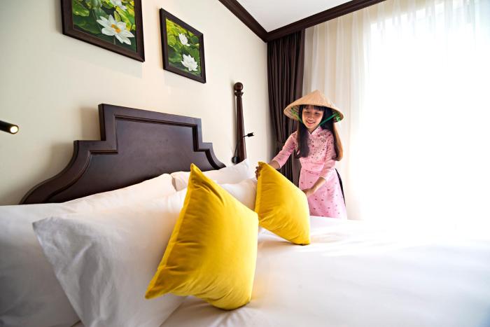 mulberry collection silk village