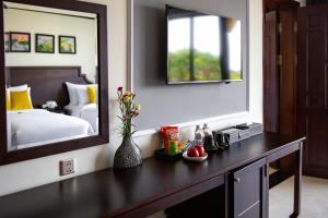 mulberry collection silk village