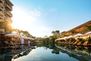 mulberry collection silk village