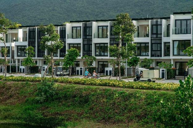 laguna park townhouses