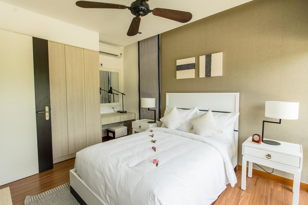 laguna park townhouses