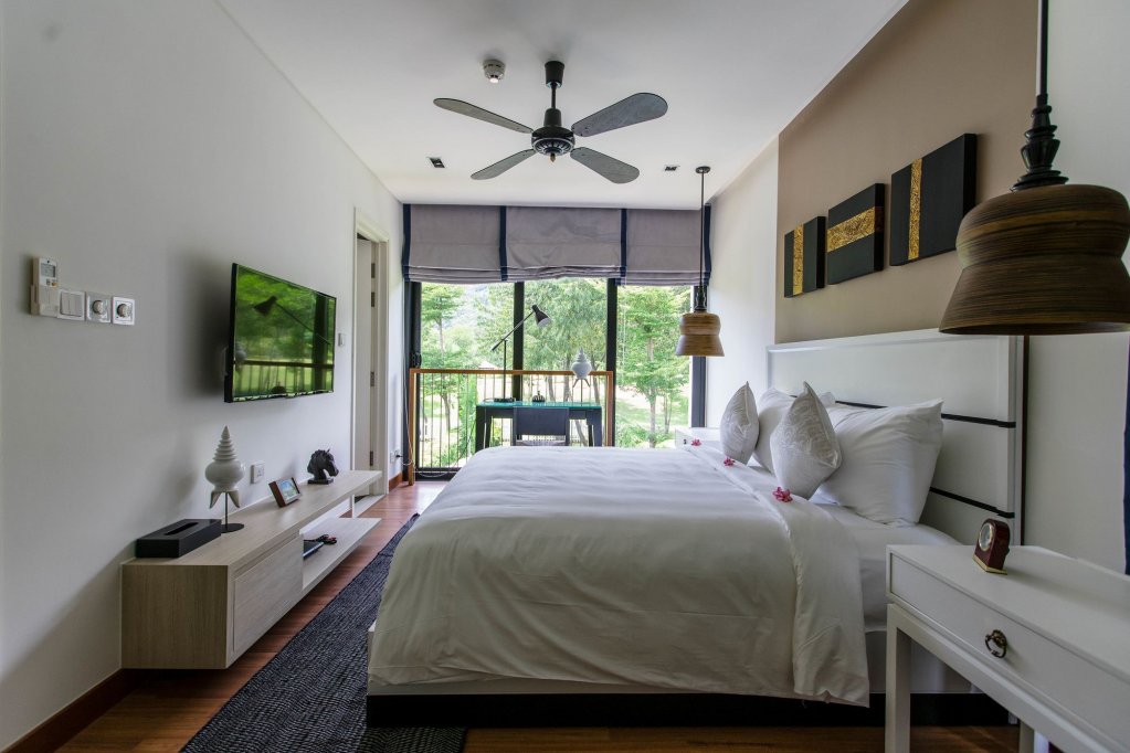 laguna park townhouses