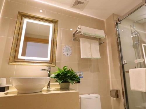 greentree inn taixing xuanbao town zhongyang road