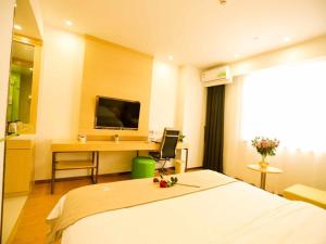 greentree inn xuzhou economic development zone dam