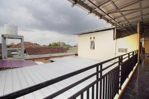 spot on 3005 kost rumaisha syariah