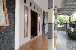 spot on 3005 kost rumaisha syariah