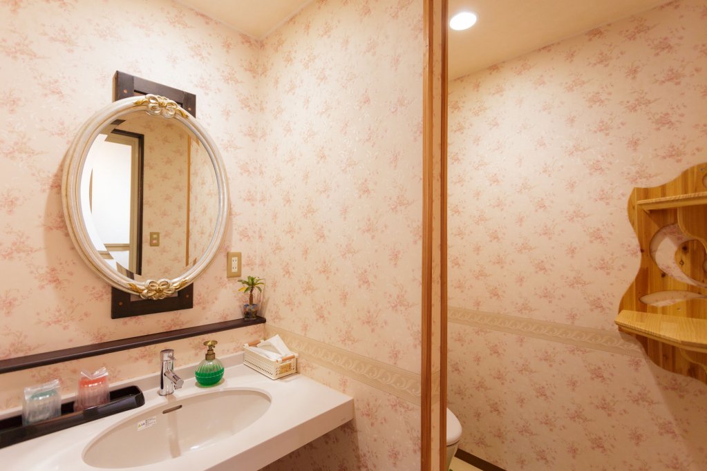 etavia yufuin ekimae