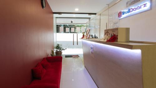 reddoorz near fernwoods garden quezon city