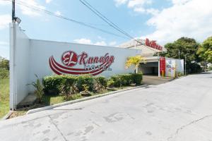 reddoorz el runway hotel bulacan