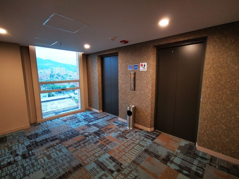 ibis budget itagui