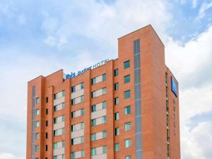 ibis budget itagui