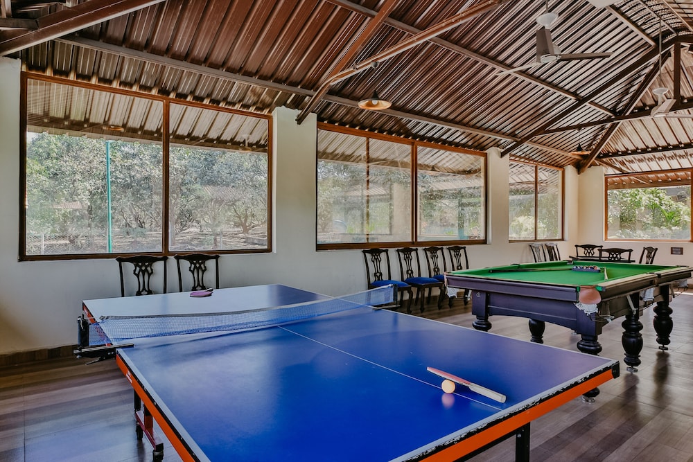 gir lion safari camp