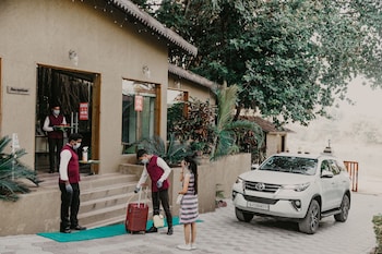 Gir Lion Safari Camp,,3 star