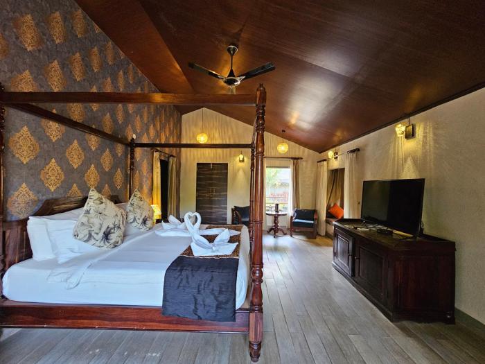 gir lion safari camp
